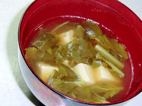 温まります、大根葉と豆腐の生姜風味スープ